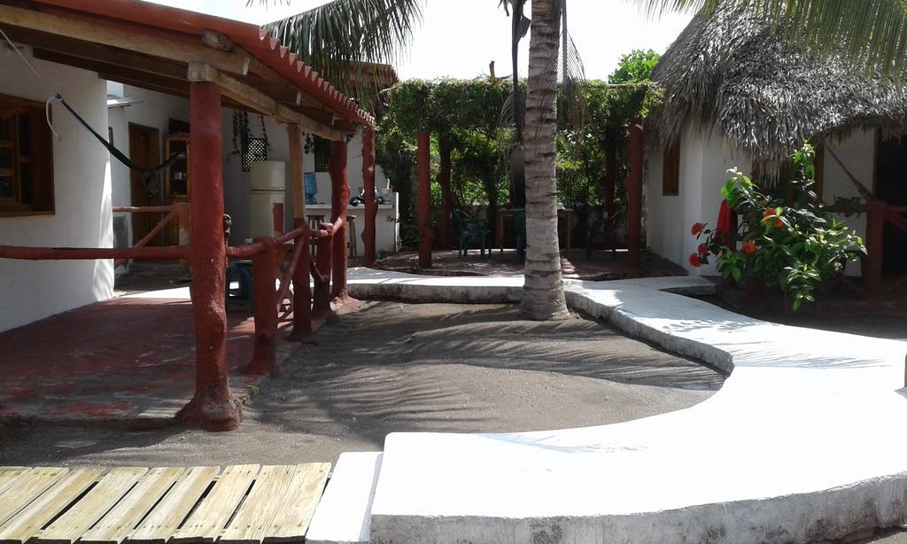 Bungalows Familiares Monterrico Dış mekan fotoğraf